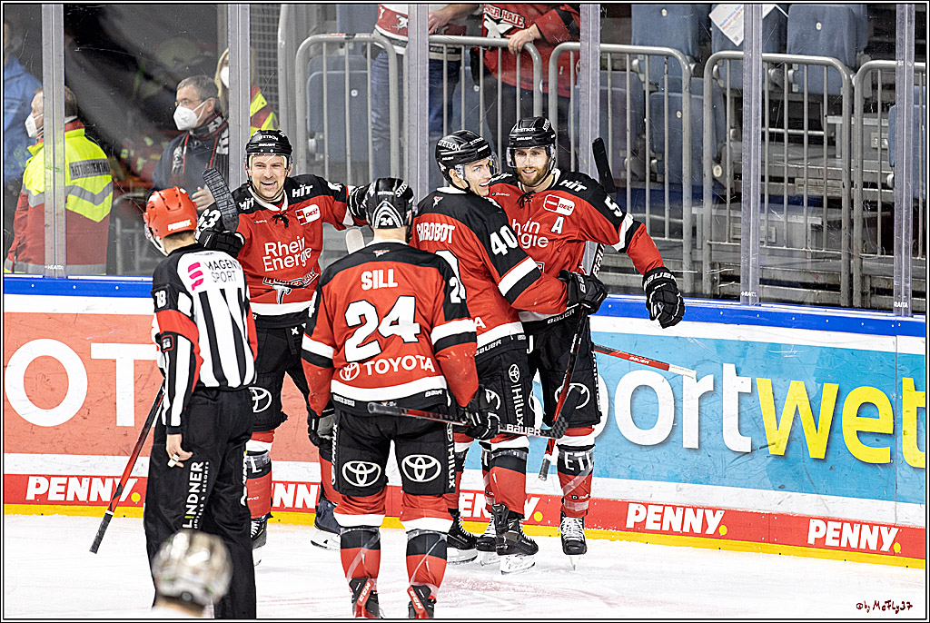 PENNY DEL;  Koelner Haie - Iserlohn Roosters; Koeln, 20.02.2022